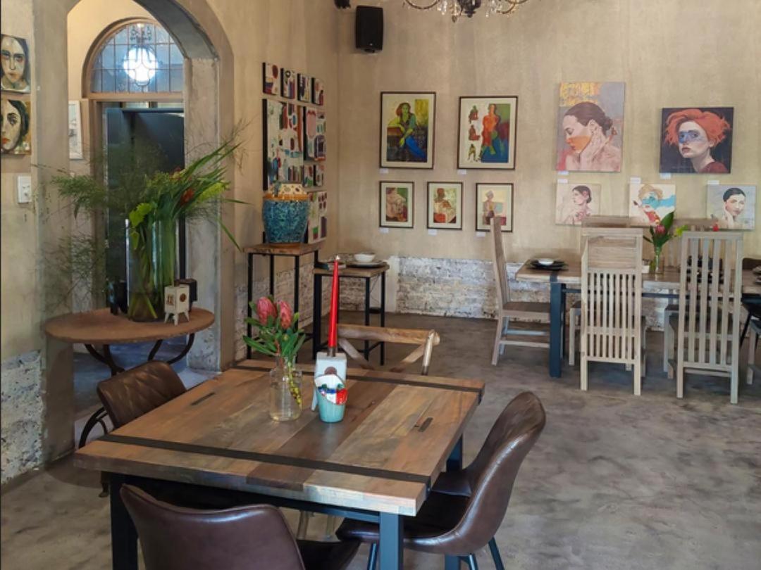 Art And Soul Restaurant, Accommodation, French Bar And Art Gallery بارايس المظهر الخارجي الصورة
